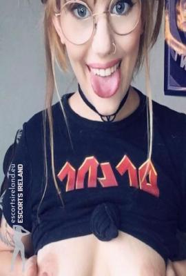 Tender Maeve  Escort Offaly